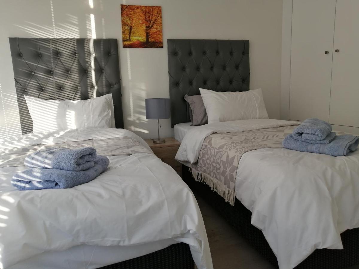 Disa Park 14th Floor With Views Apartment *